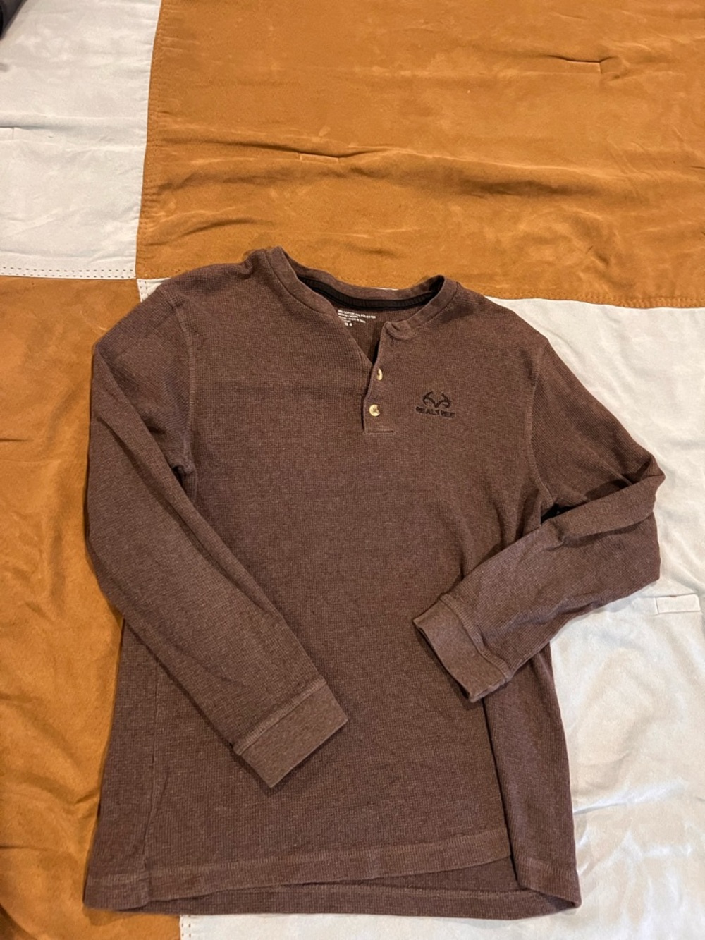 Realtree long-sleeve tee